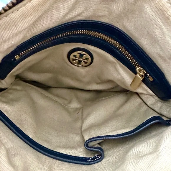 Tory Burch Crossbody Bag - Picture 5 of 5